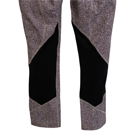 LuLuLemon Pace Rival Crop Leggings 22” - Picture 12 of 15